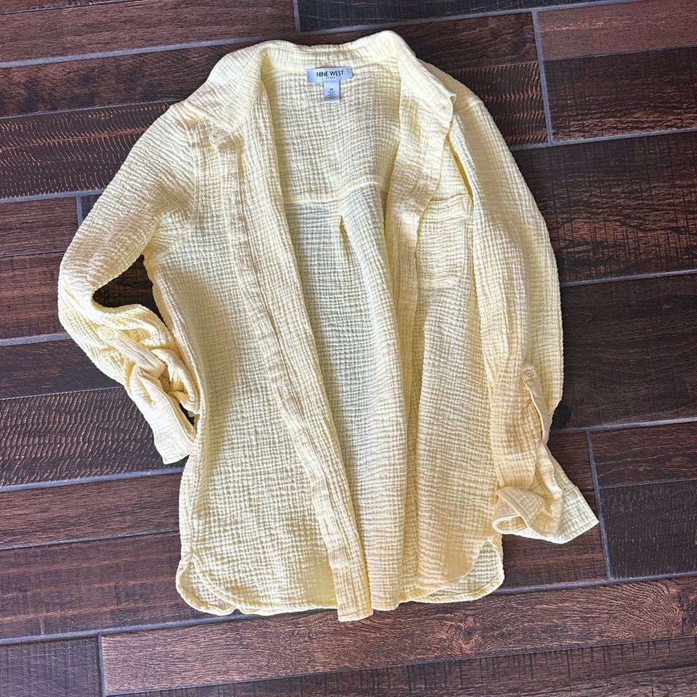 Gauze bubble type blouse